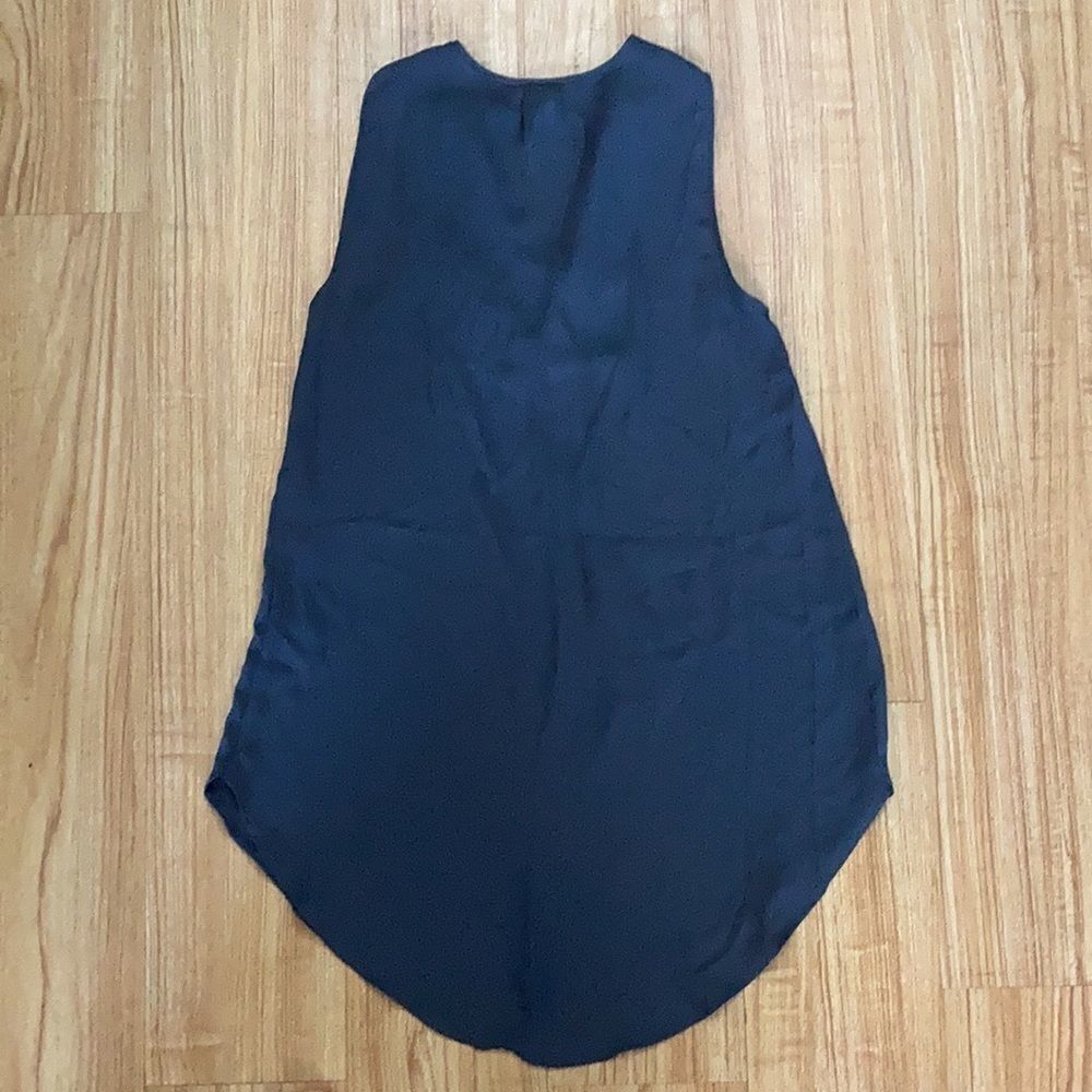 Chiffon tank euc - Picture 6 of 6